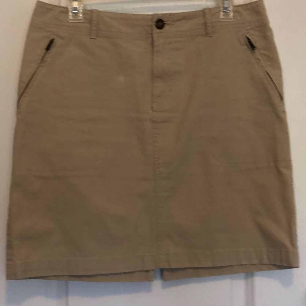 Women’s Eddie Bauer Skirt, Beige, Size 10 Stretch
